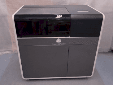 Čelní pohled na 3DSYSTEMS ProJet 2500 Plus stroj