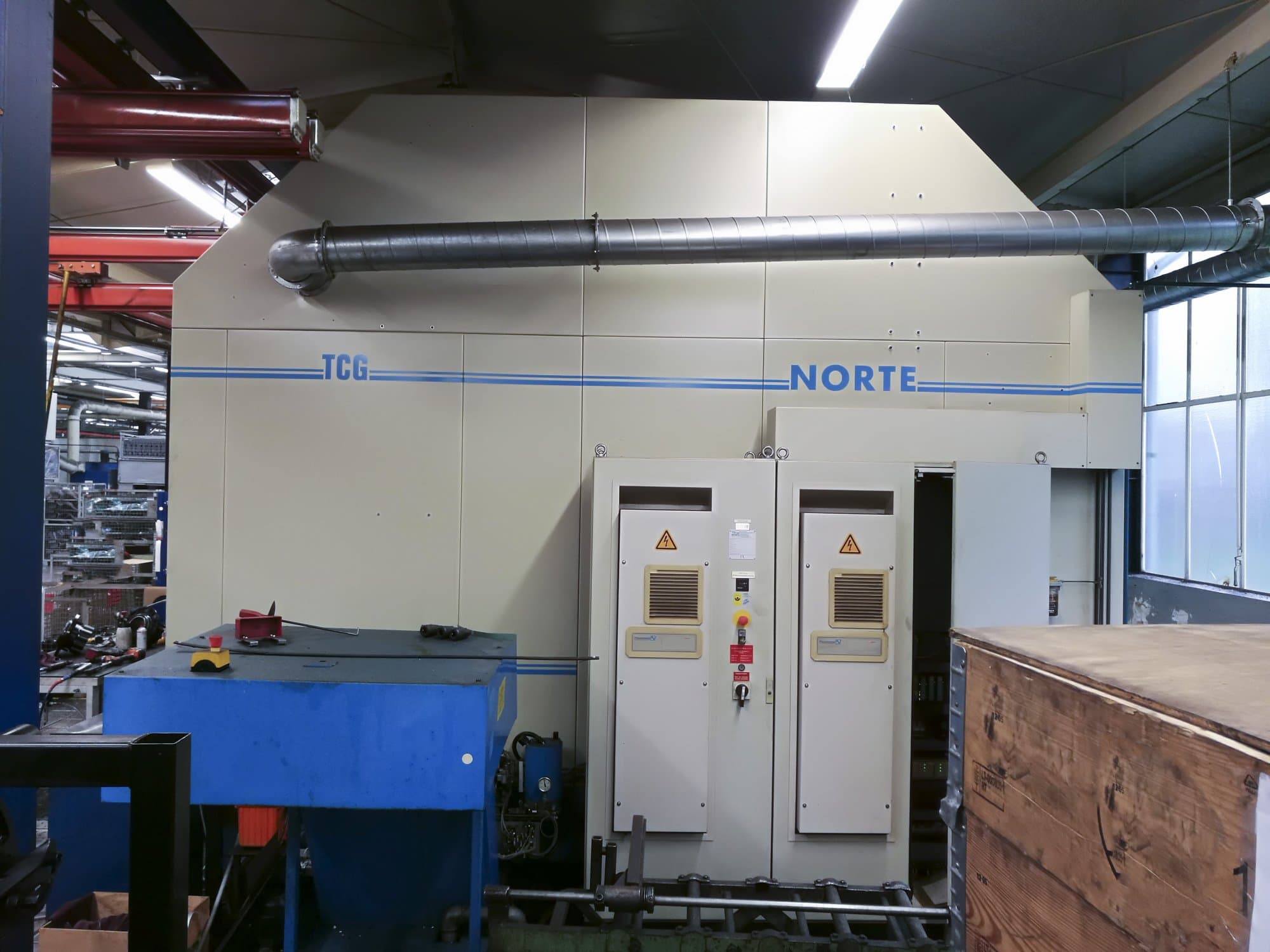 Čelní pohled na NORTE VHS 630 stroj