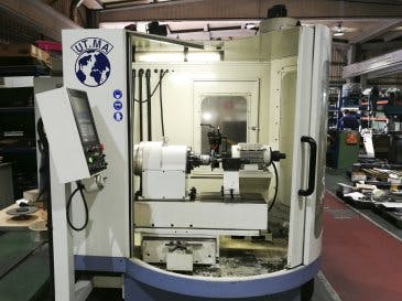 Čelní pohled  na UT.MA P20 CNC stroj