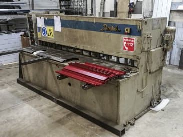 Pravý pohled na Baykal HGL 2600x6 stroj