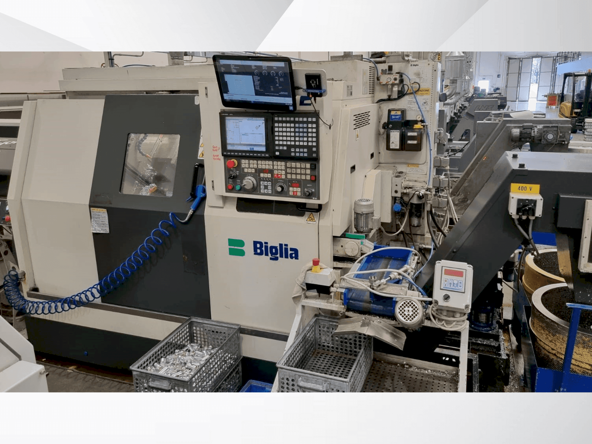 Čelní pohled na Biglia B436 Y2 stroj