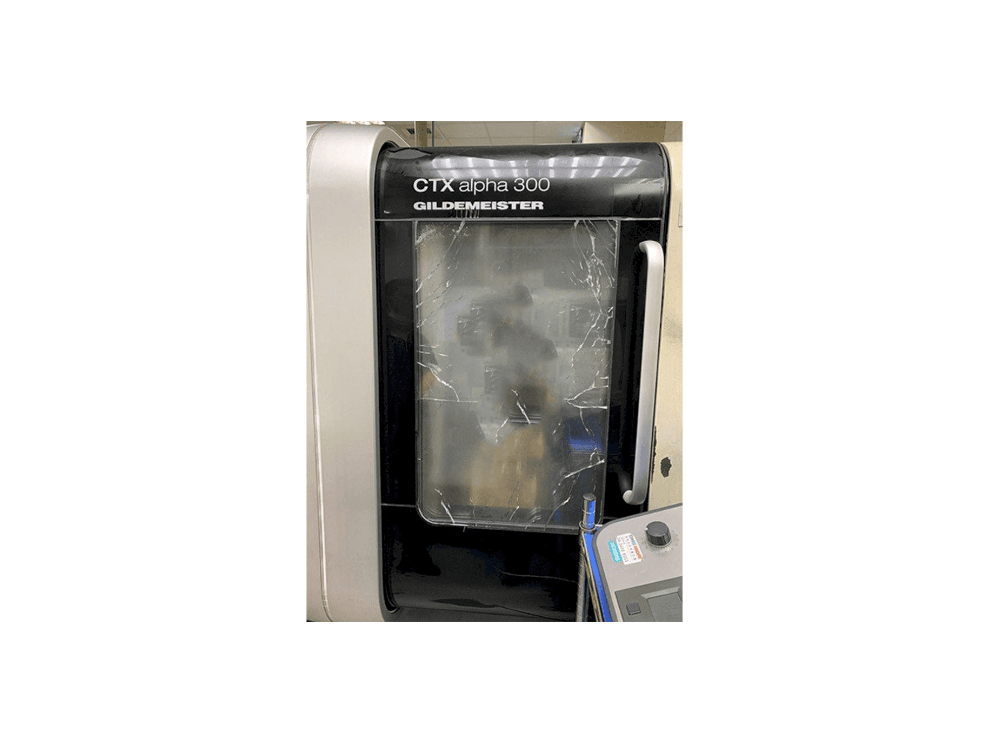 Čelní pohled na Gildemeister CTX Alpha 300 V4 stroj