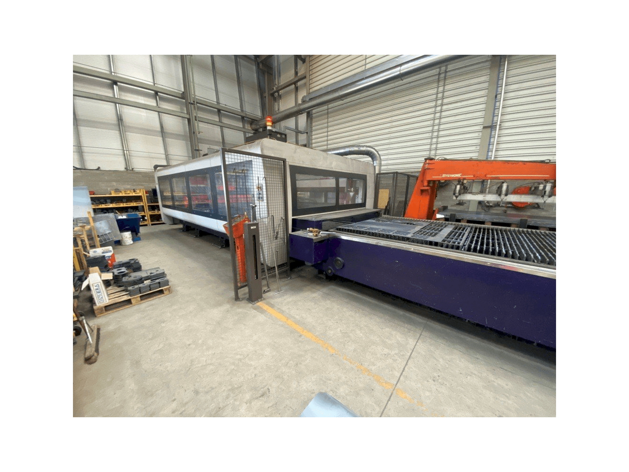 Čelní pohled na Bystronic BySprint Pro 4020 stroj