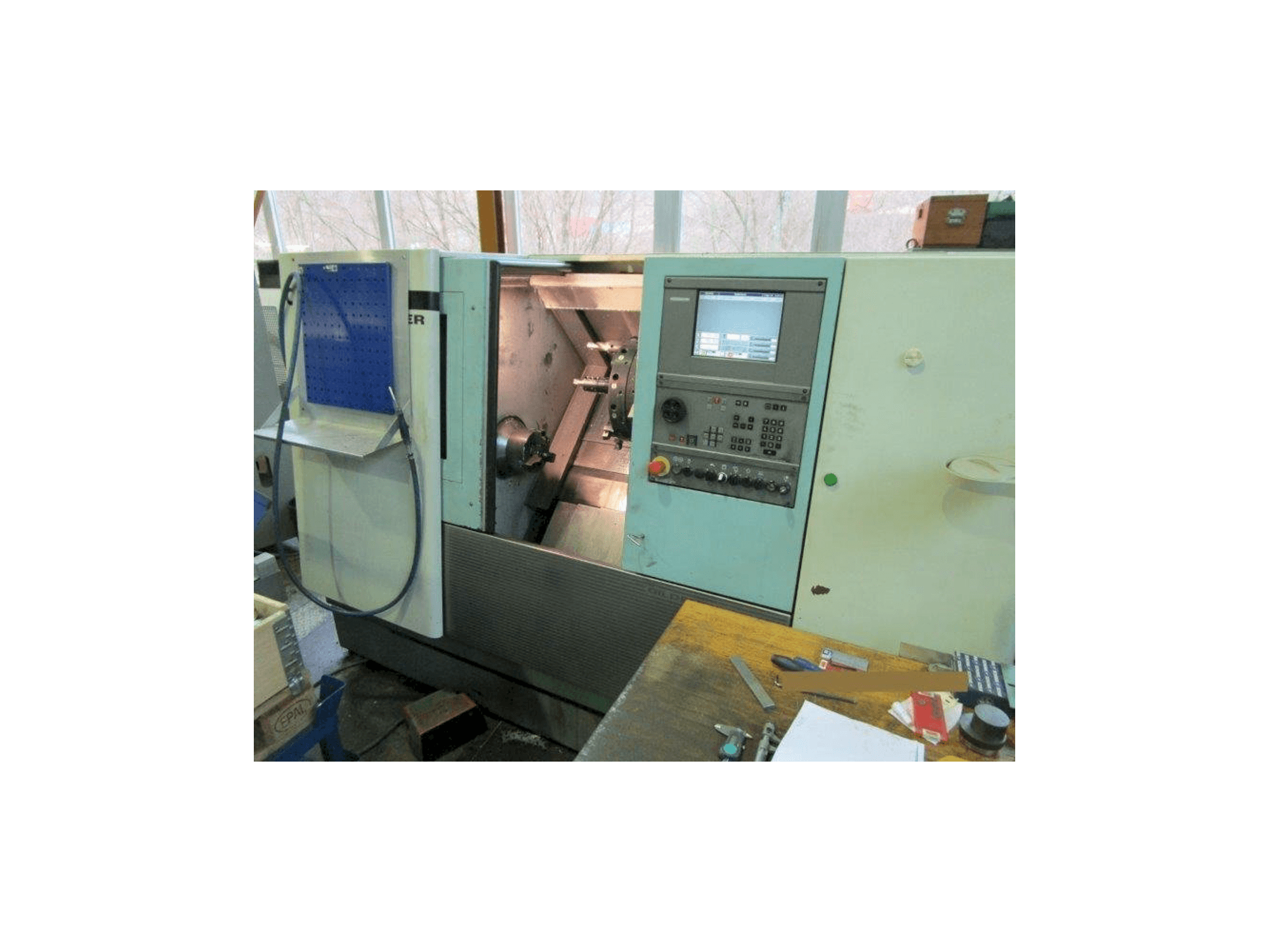 Čelní pohled na Gildemeister CTX 310 V3 stroj