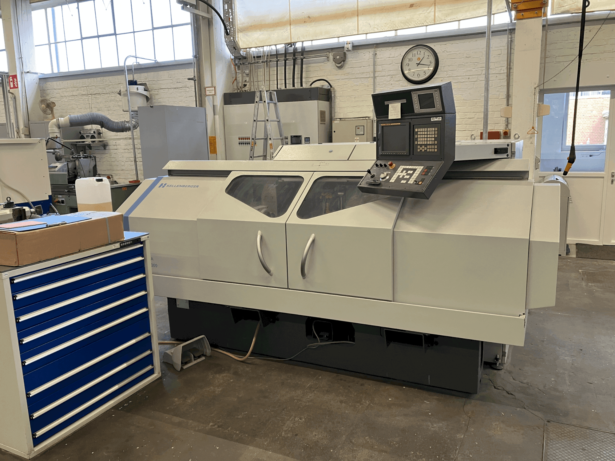 Čelní pohled na KELLENBERGER KEL-VISTA UR1-2-3 175 stroj