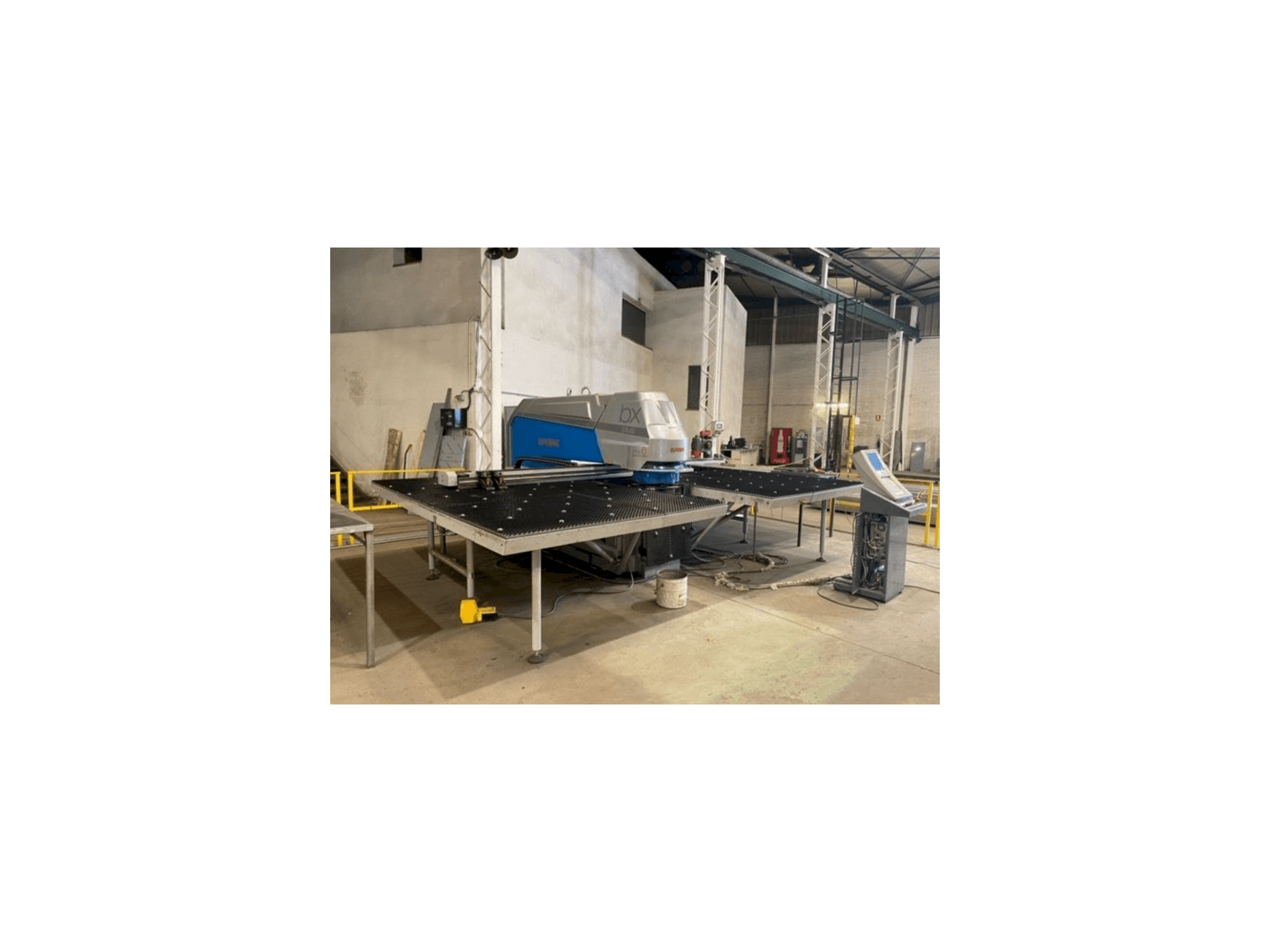 Čelní pohled na Euromac Mbx6 Plus stroj