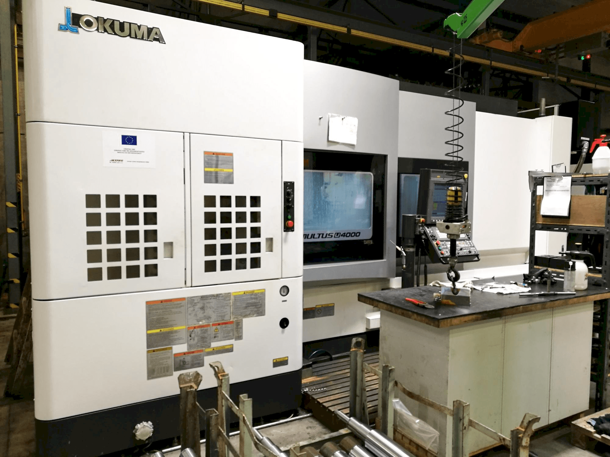 Čelní pohled na Okuma Multus U4000 1SC-2000 stroj