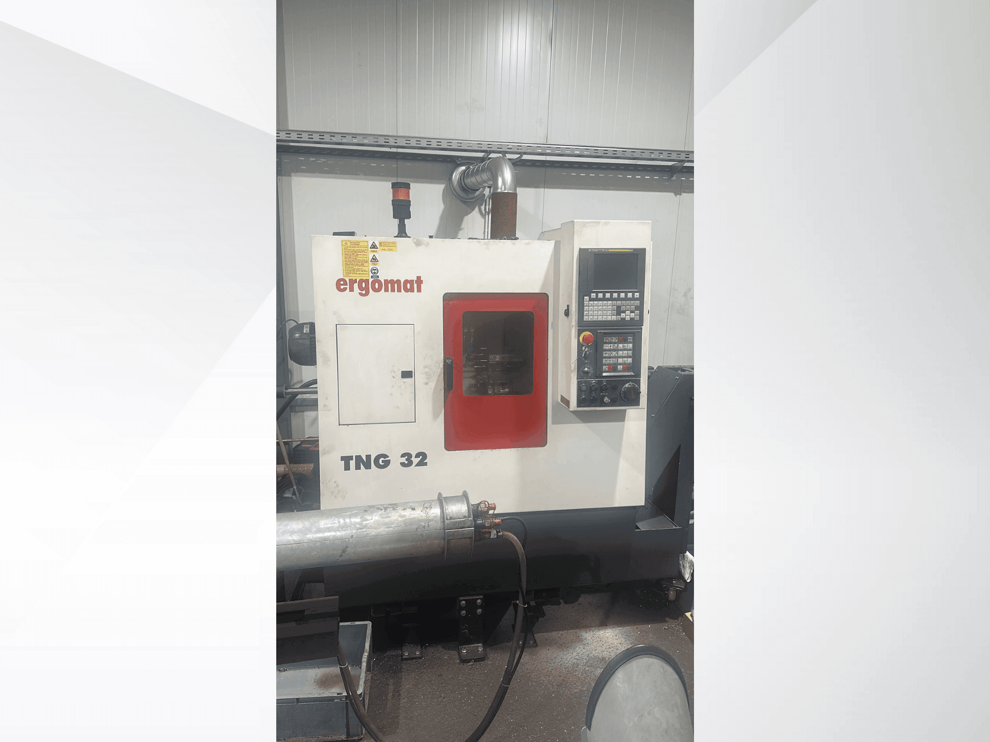 Čelní pohled na ERGOMAT TNG 32 stroj