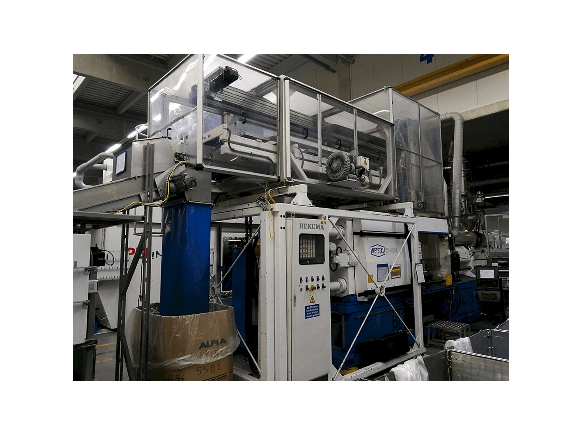 Levý pohled na Netstal HP-3500/3550-R stroj