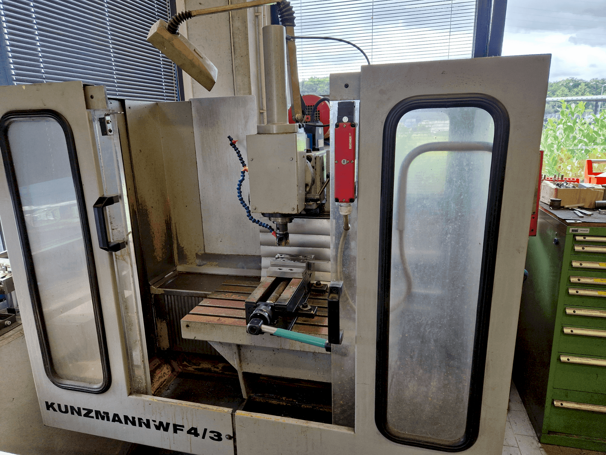 Čelní pohled na KUNZMANN WF4/3 stroj