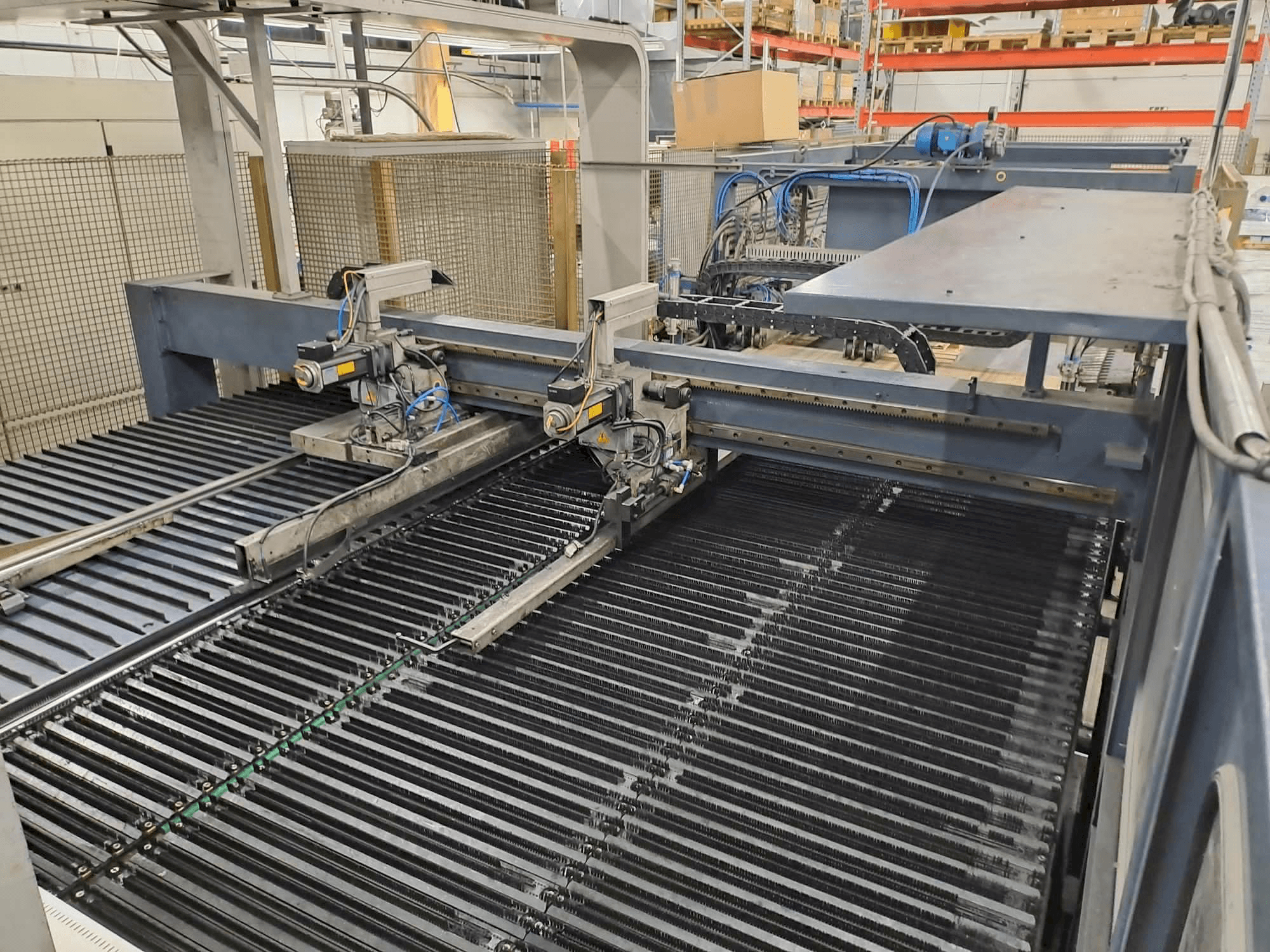 Čelní pohled na Salvagnini S4 stroj