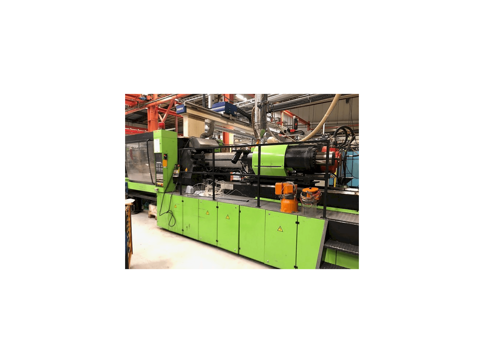 Čelní pohled na Engel ES 3550/400 HL stroj