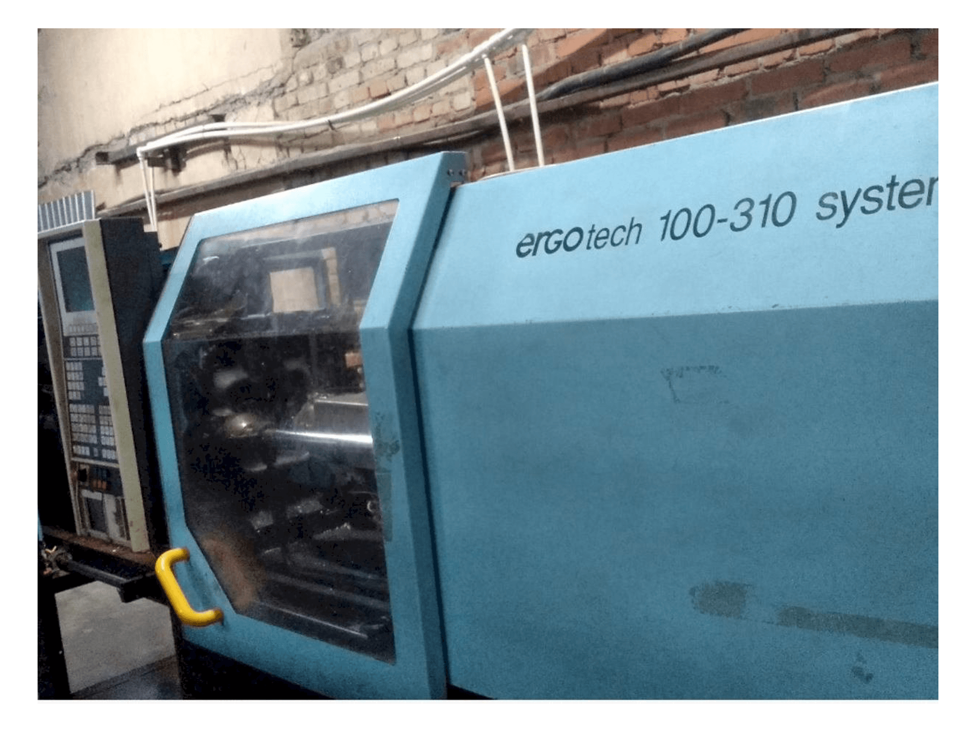 Čelní pohled na DEMAG ERGOtech system 100-310 stroj