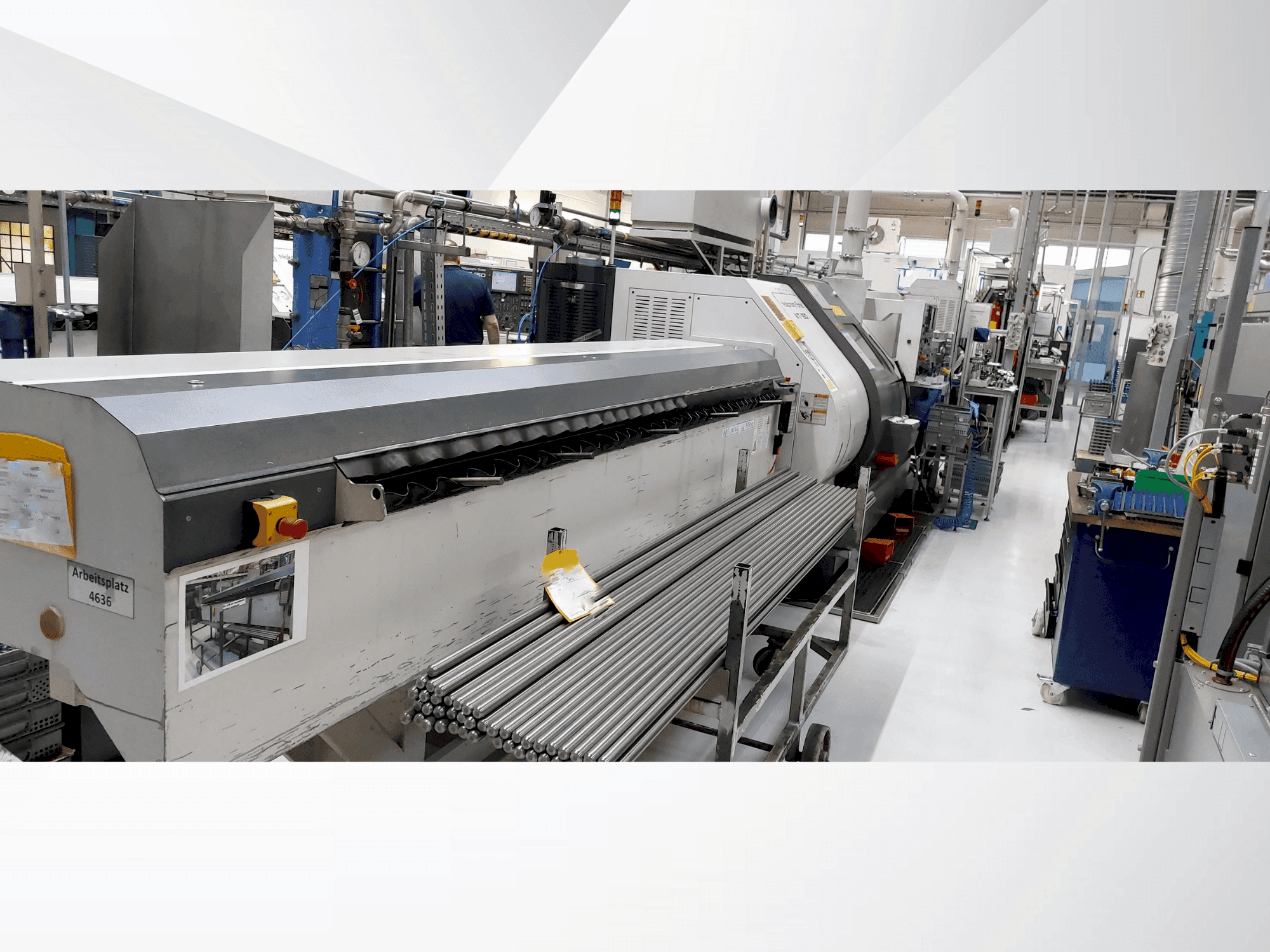 Čelní pohled na NAKAMURA WT-150 stroj