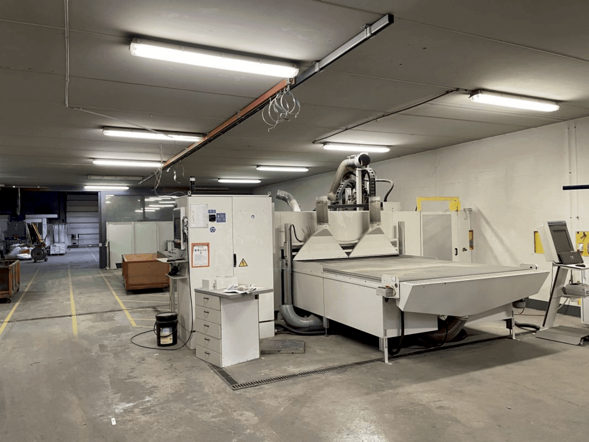 Čelní pohled na SCM Morbidelli Author M400 stroj