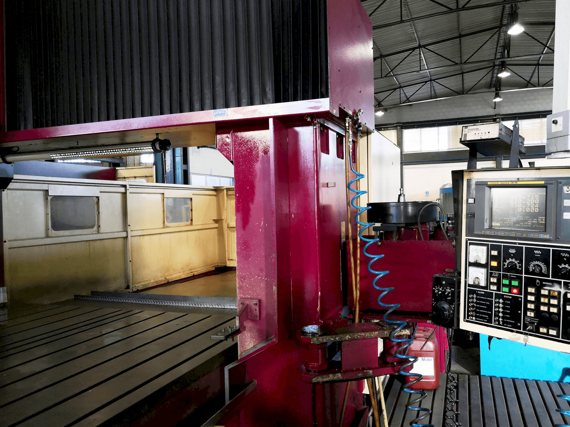 Detail na AWEA LP 4025 stroje