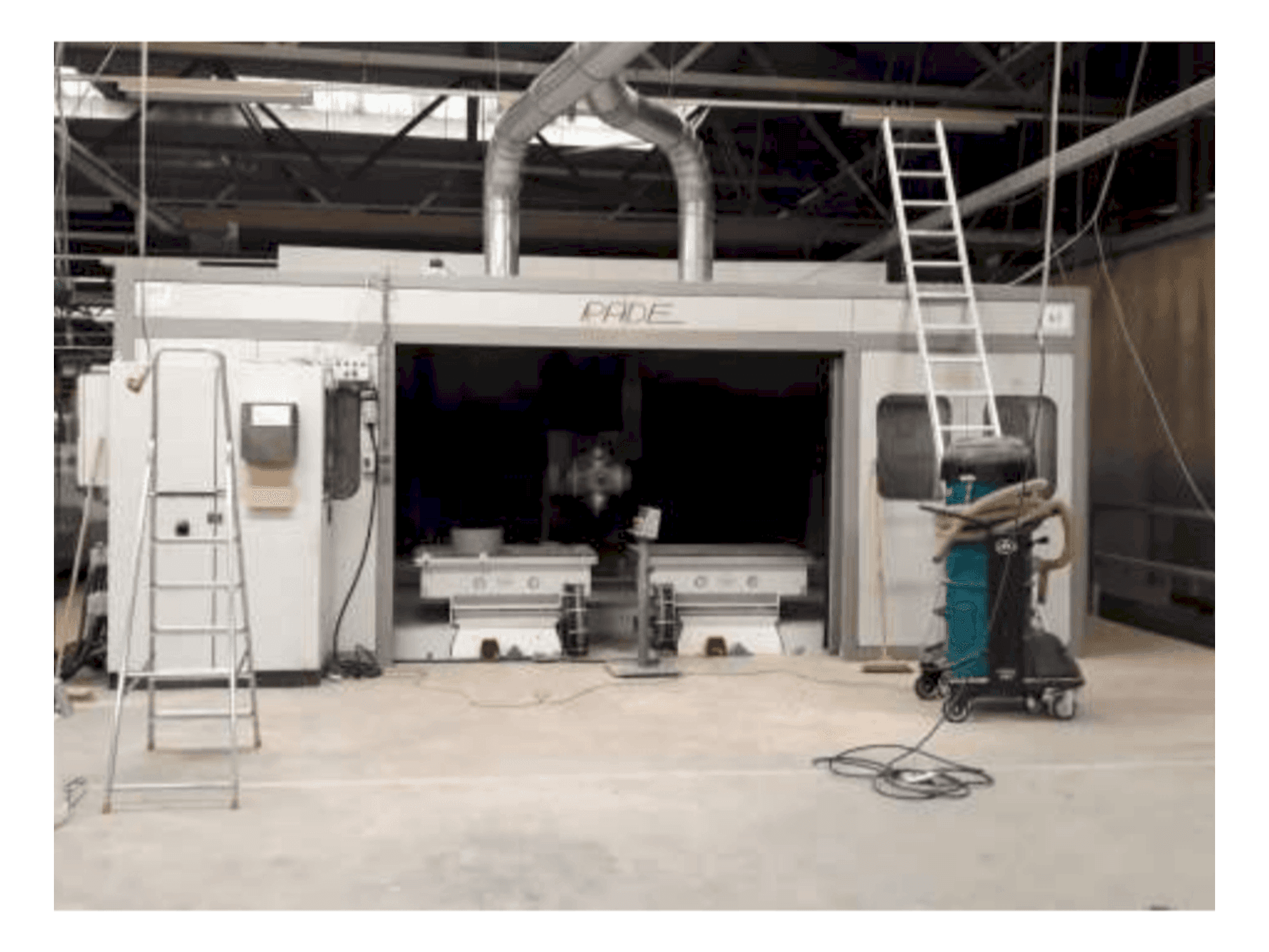 Čelní pohled na PADE UNI 5 concept stroj