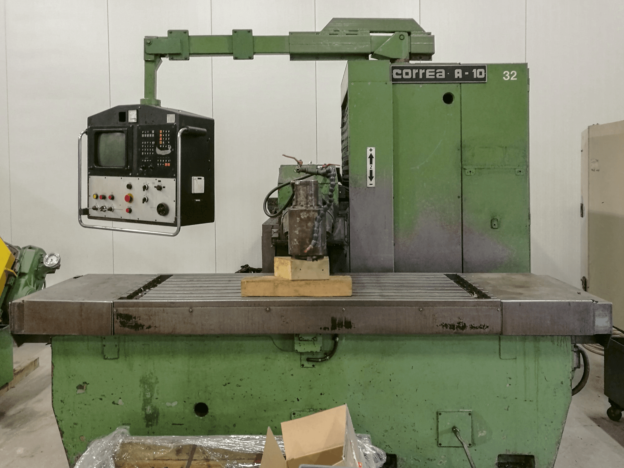 Čelní pohled na Correa A-10 stroj