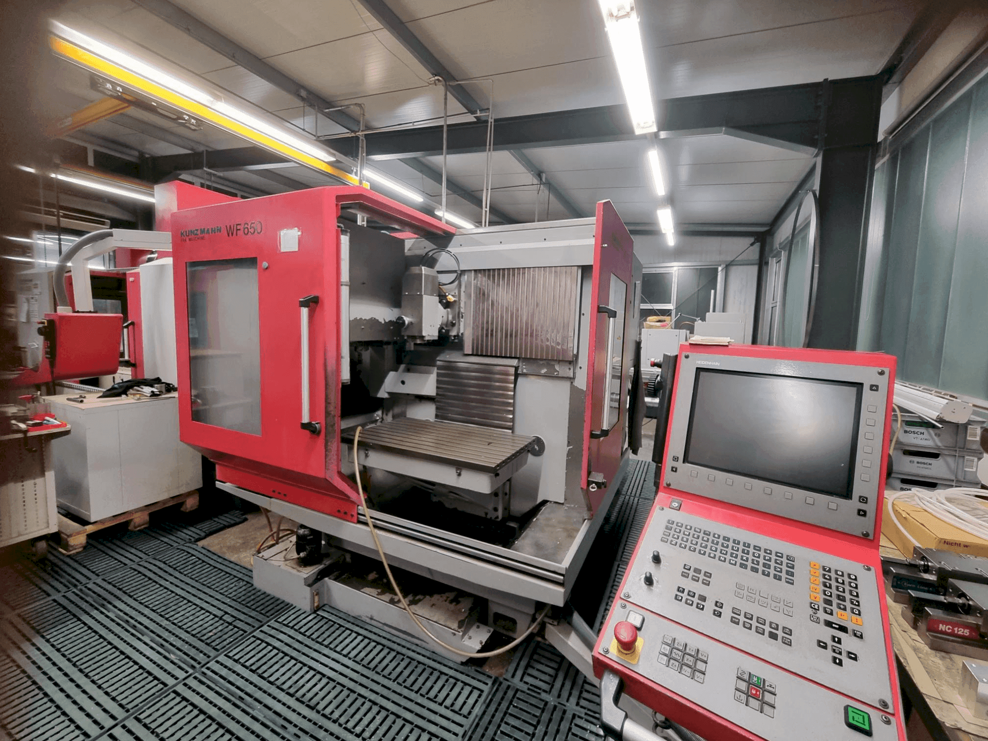 Čelní pohled na KUNZMANN WF 650 stroj