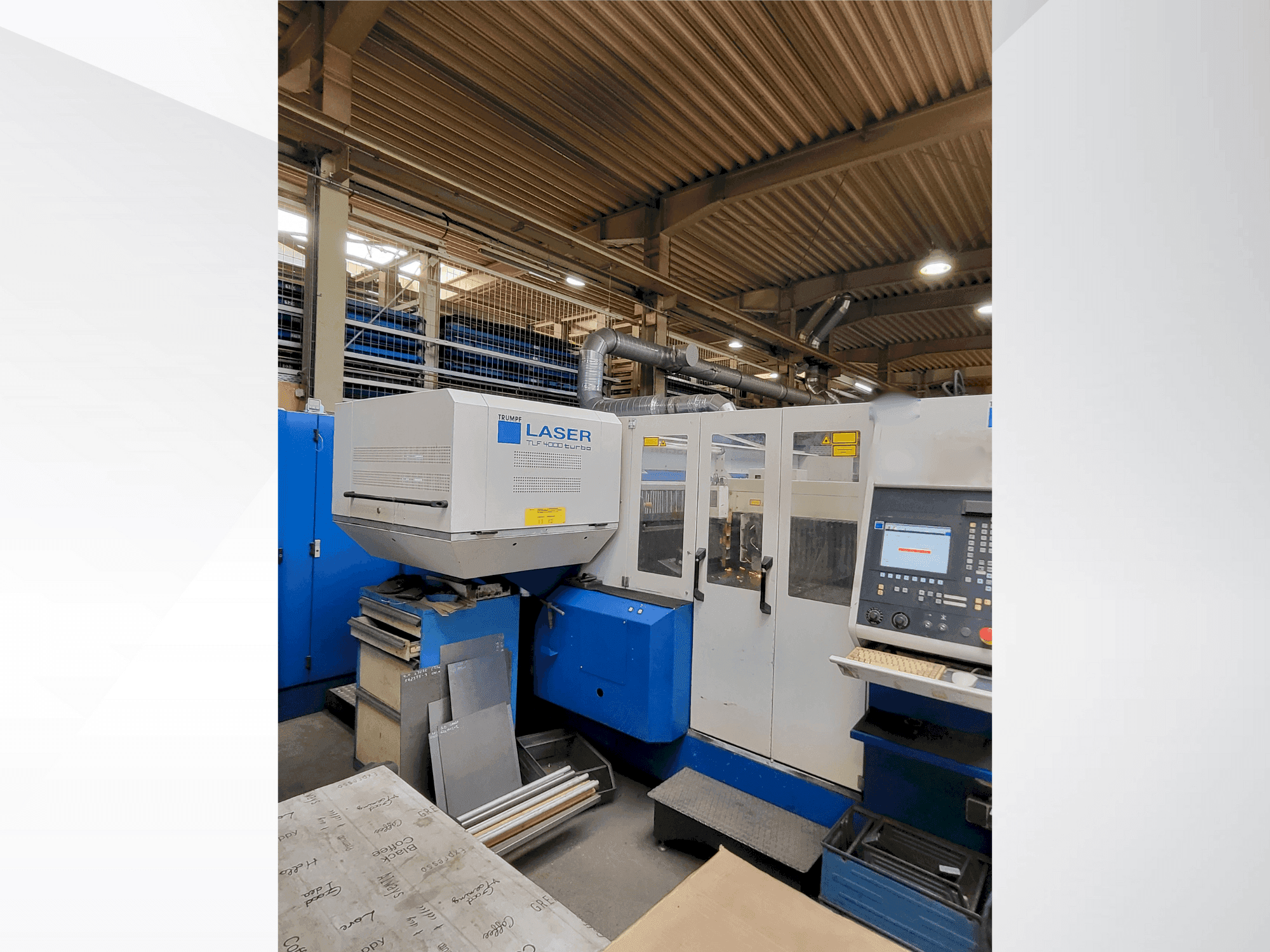 Čelní pohled na TRUMPF Trumatic L3030 4KW (CO2) stroj