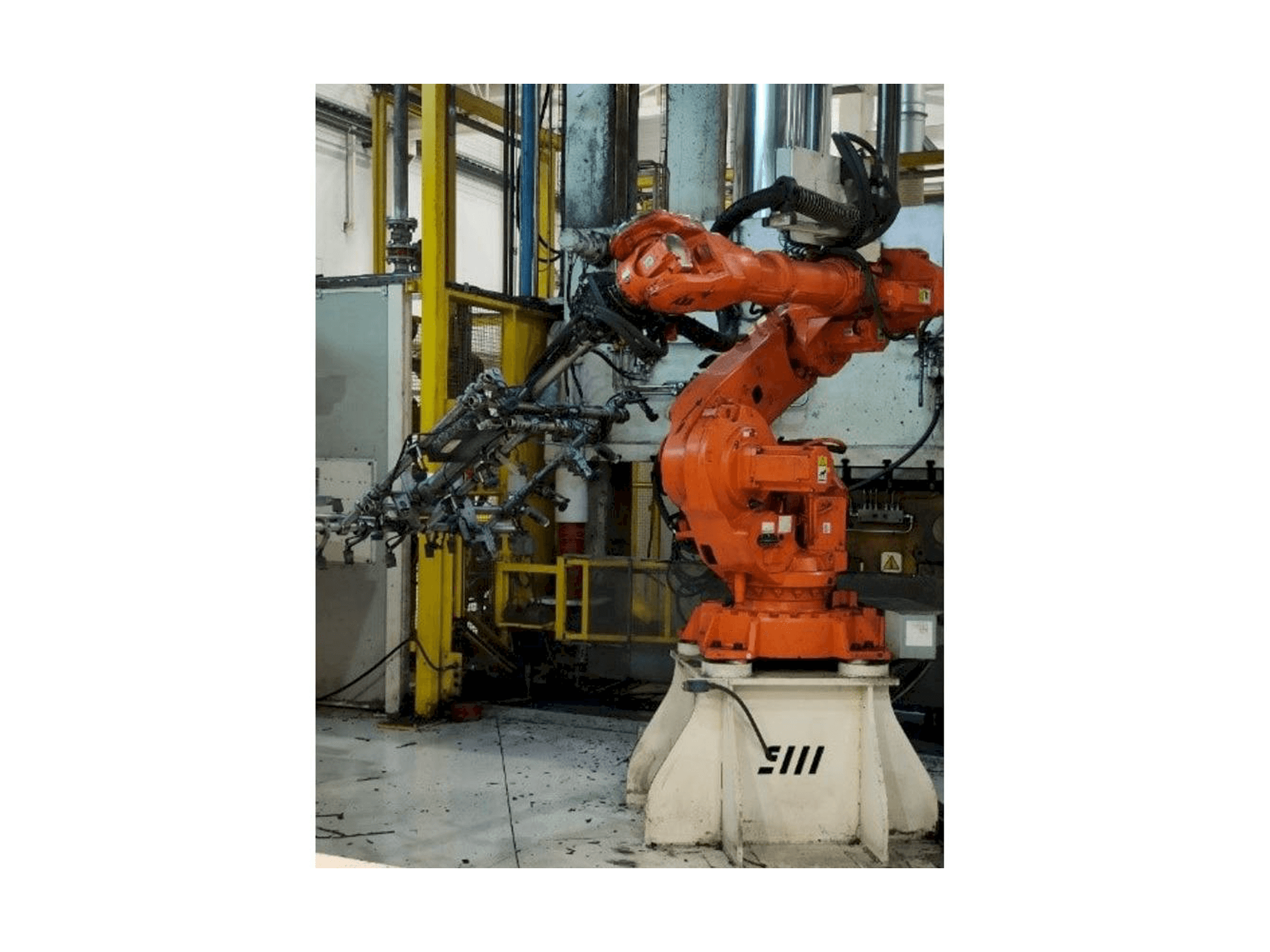 Čelní pohled na ABB IRB 6640-185/2.8 stroj