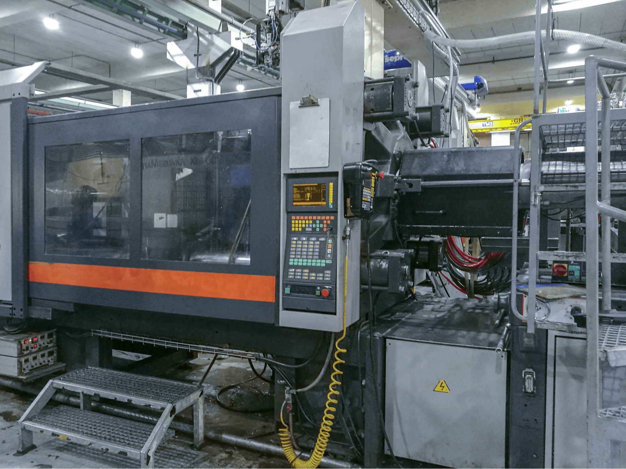 Pravý pohled 1 na SANDRETTO 4435-550 stroj