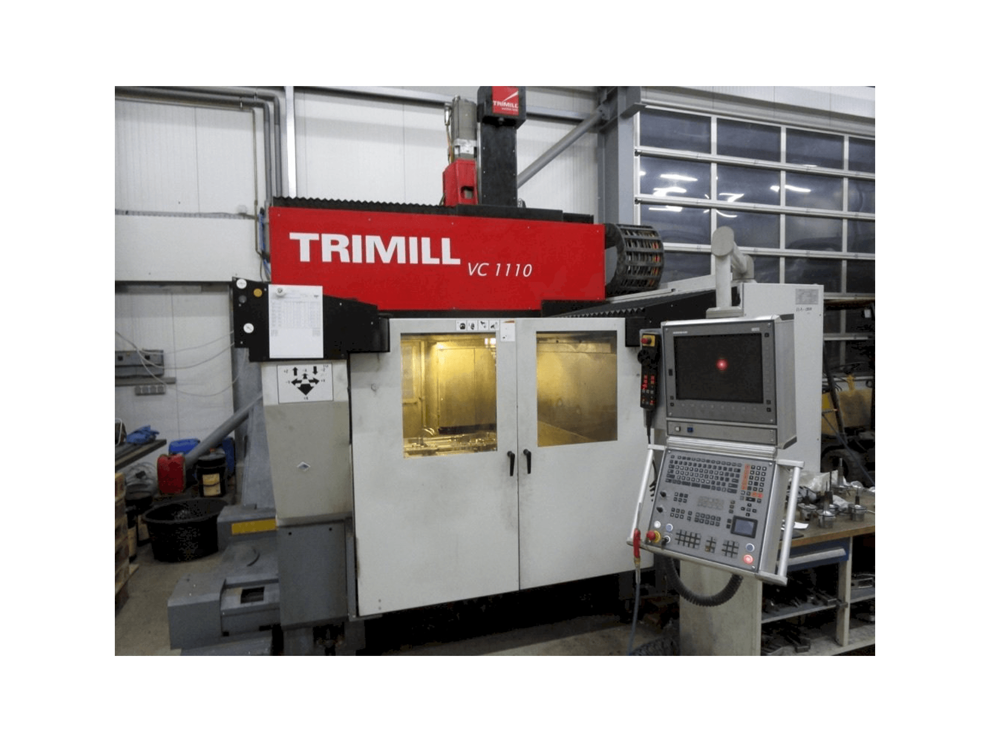 Čelní pohled na TRIMILL VC1110 stroj