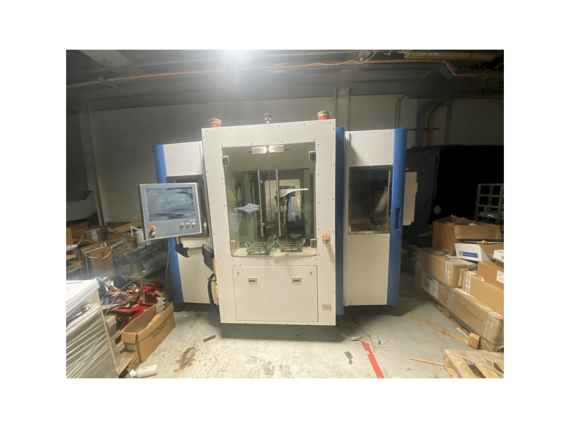 Čelní pohled na IMSTec GmbH stroj