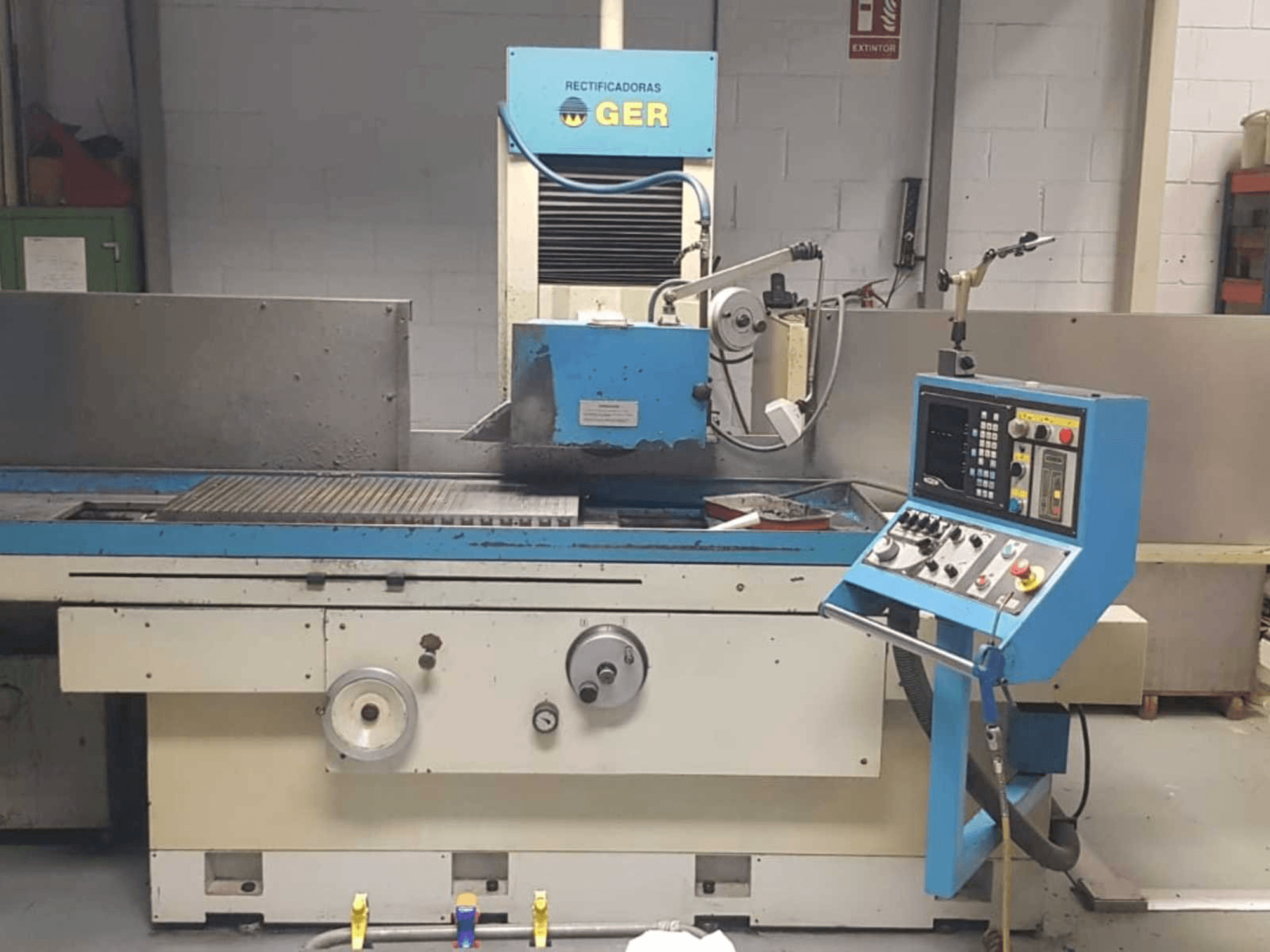 Čelní pohled na GER S-100/50 stroj