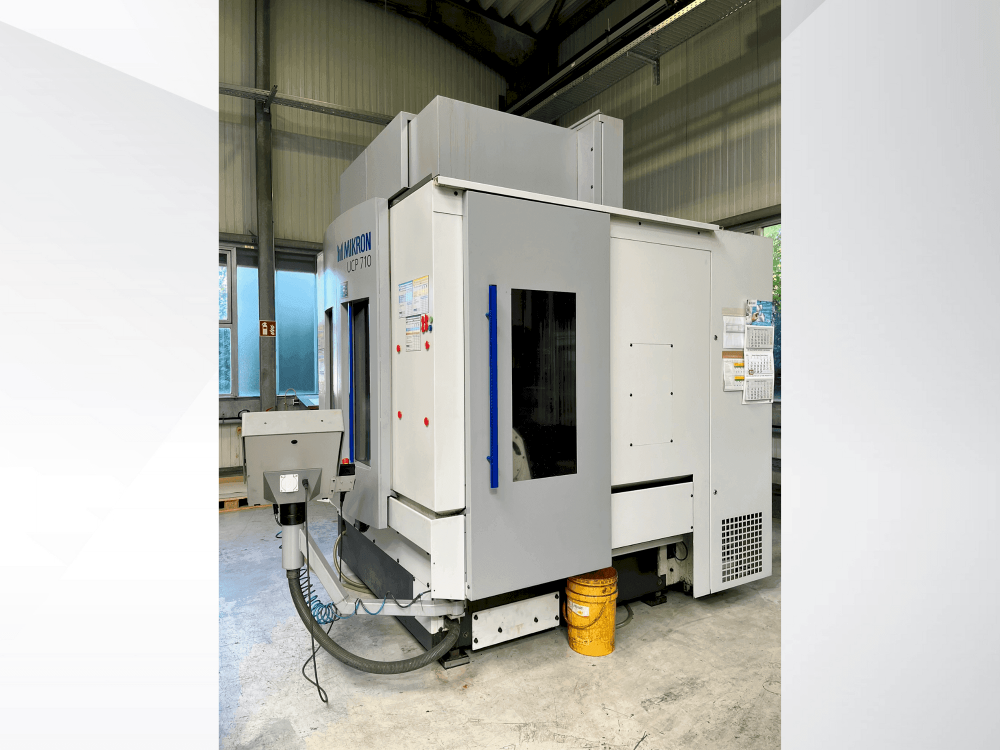 Čelní pohled na MIKRON VCP/UCP 710 stroj