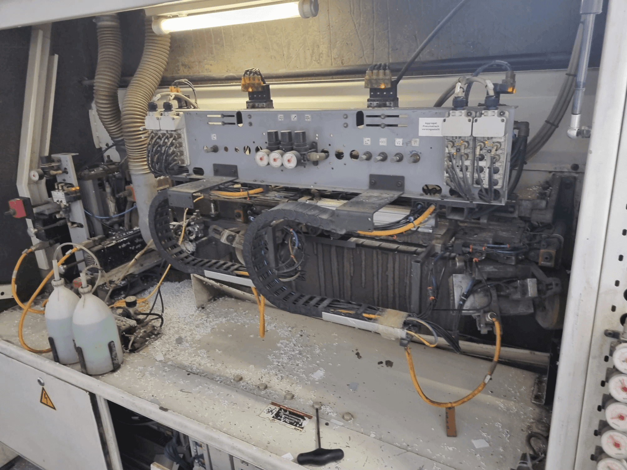 Čelní pohled na IMA Novimat Contour I/G80/790/L20 stroj