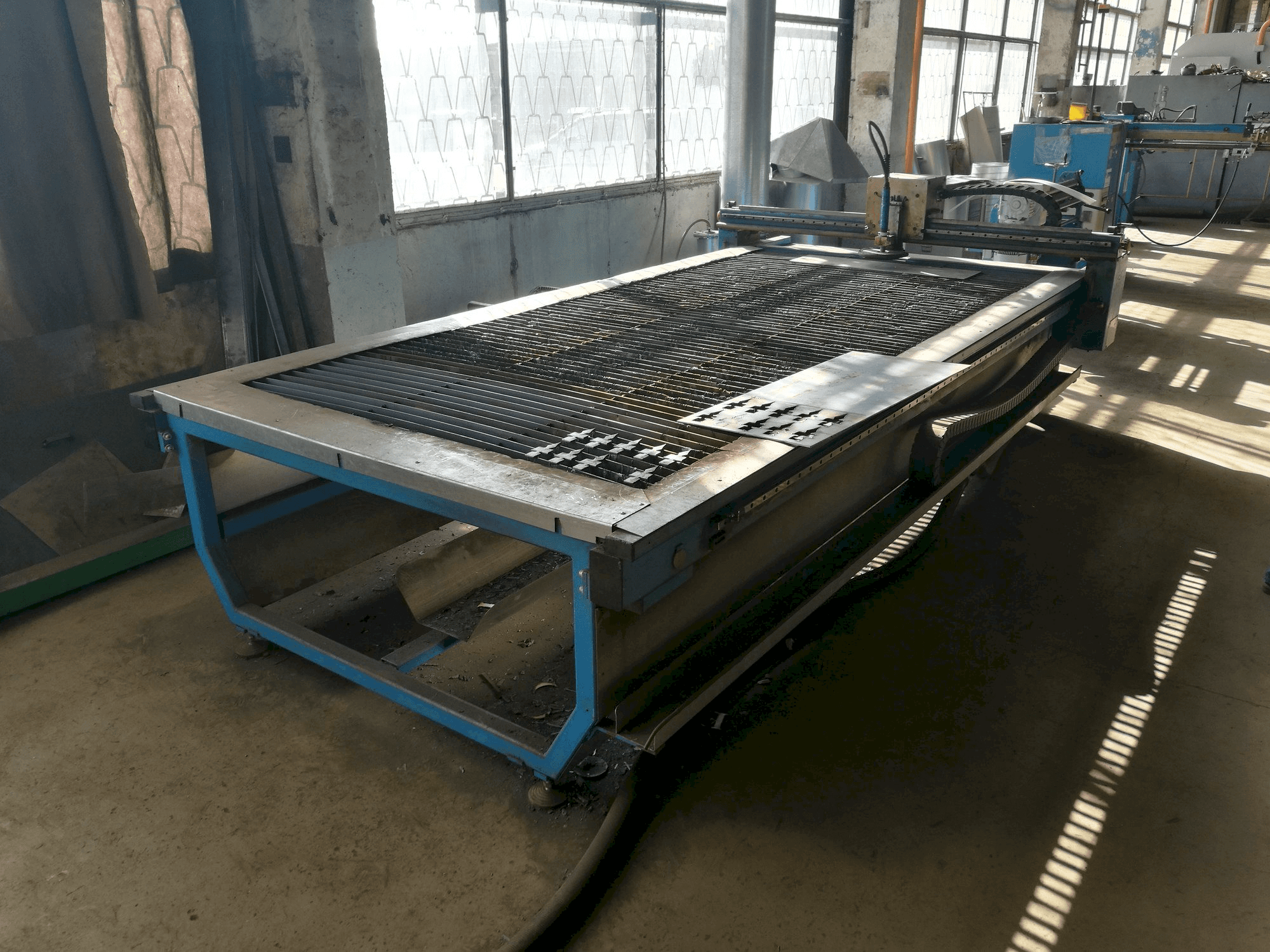 Čelní pohled na SPIRO PLASMA FLORETT stroj