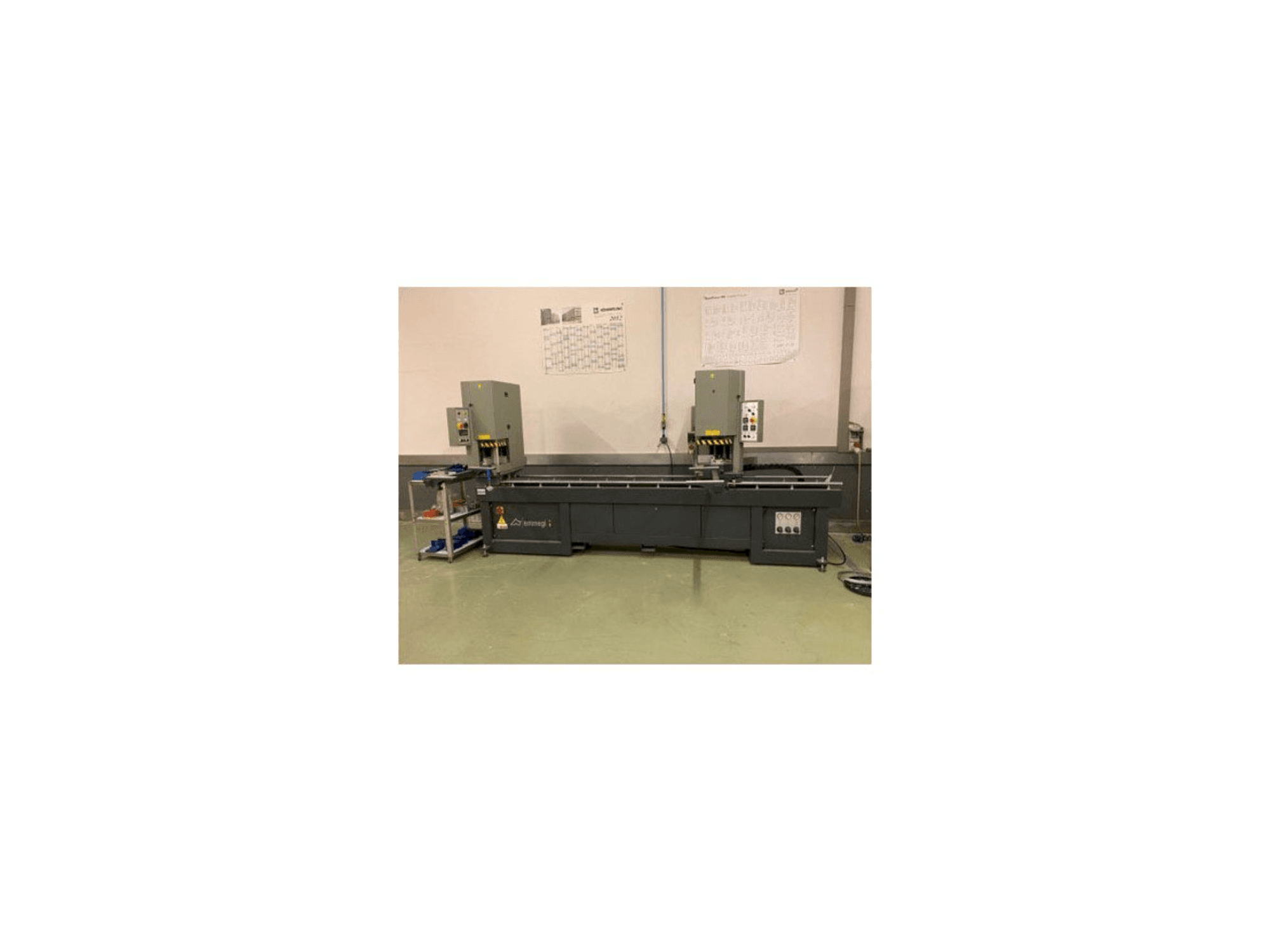 Čelní pohled na Emmegi FUSION 2LV 3440 stroj