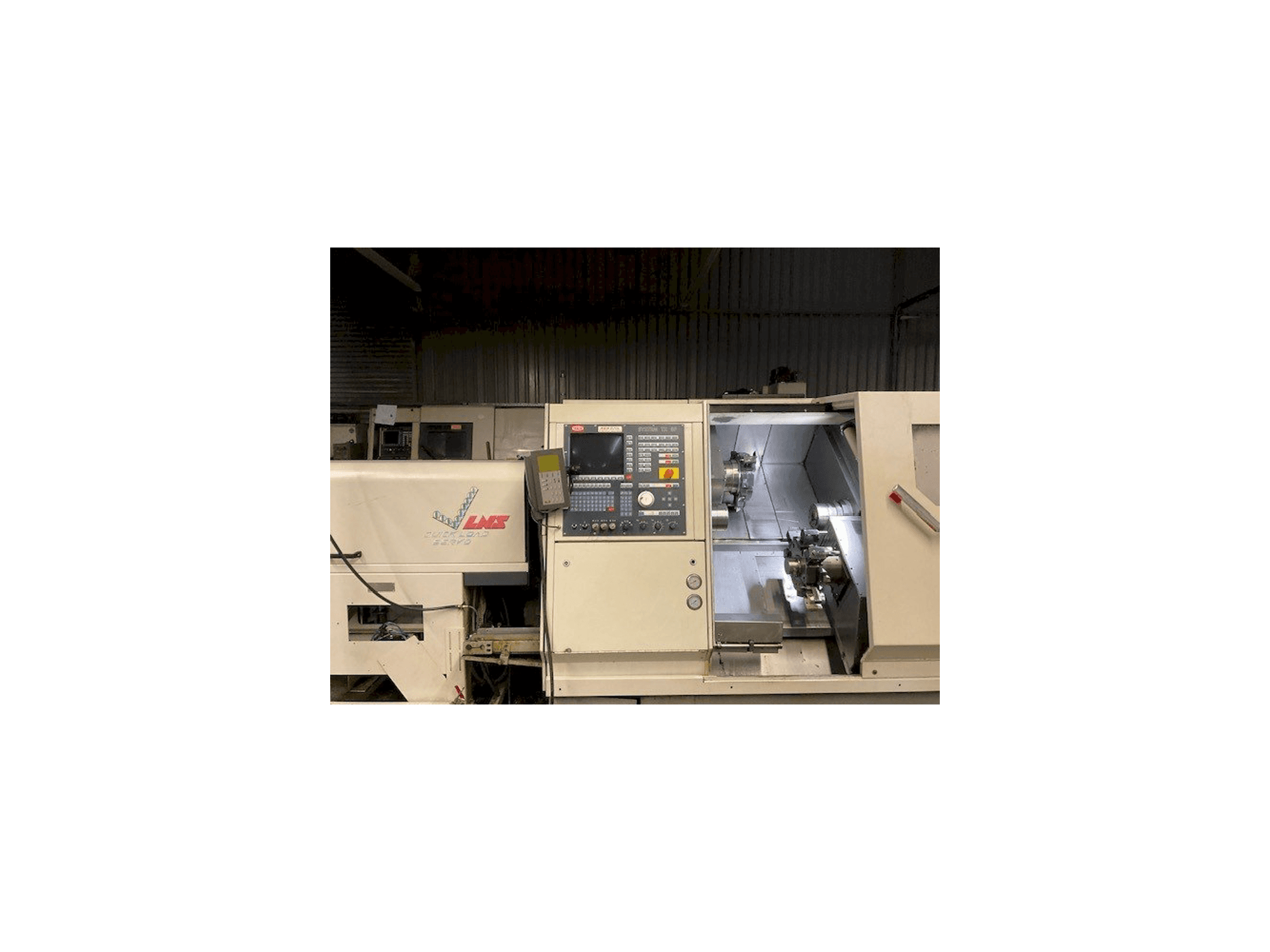 Čelní pohled na TRAUB TNC 42/65 DGY stroj