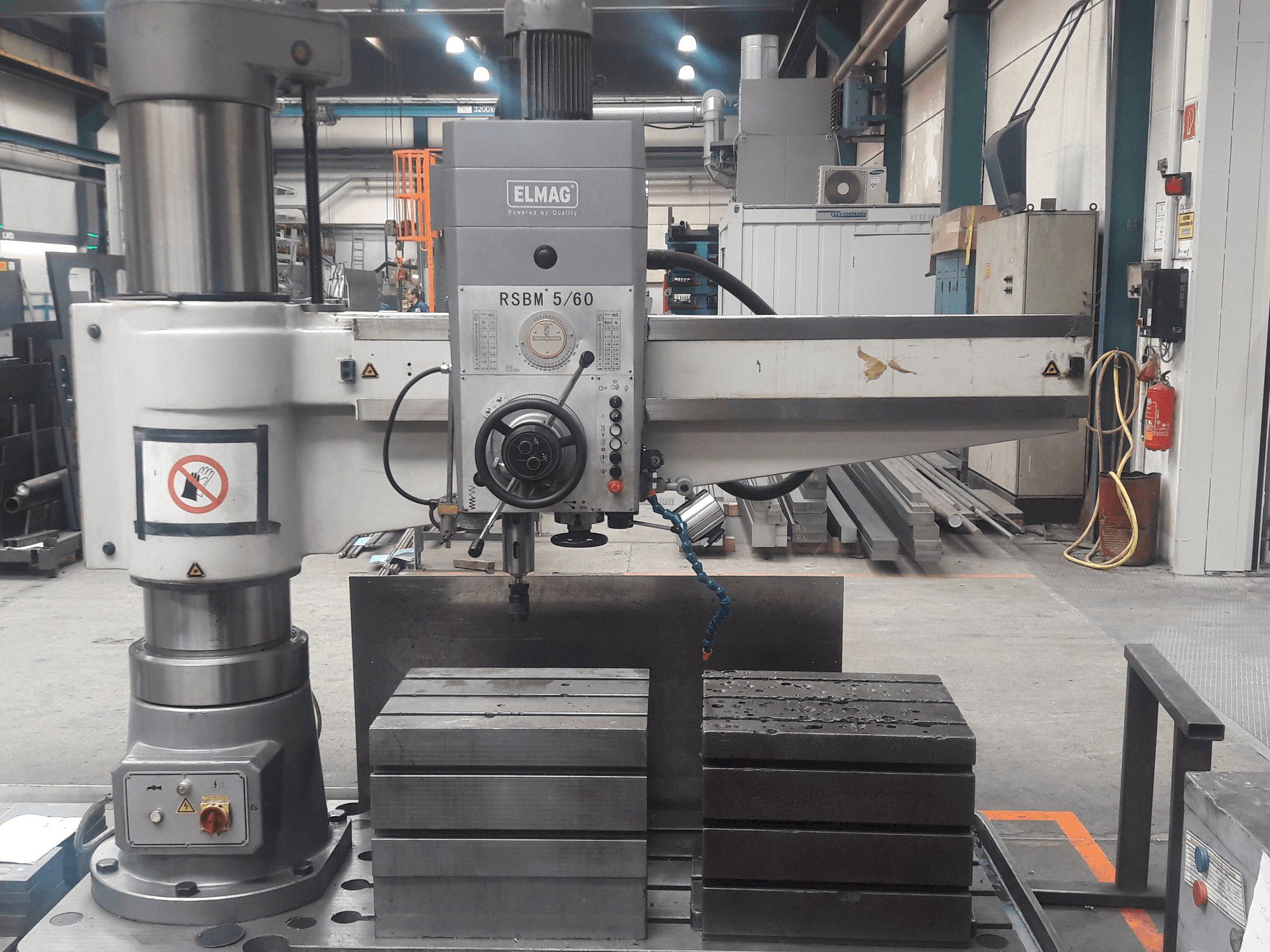 Čelní pohled na ELMAG RSBM 5/60 stroj