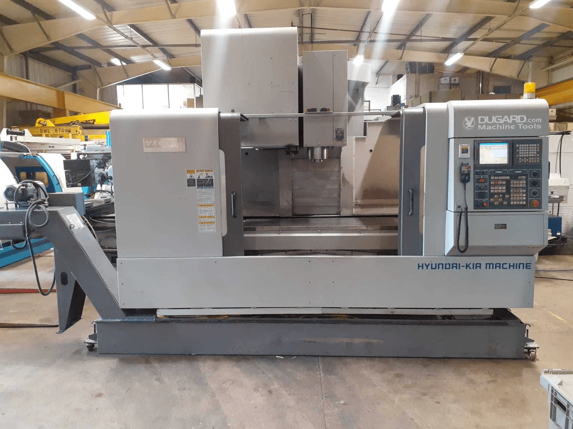 Čelní pohled na Hyundai Kia VX650/50 stroj