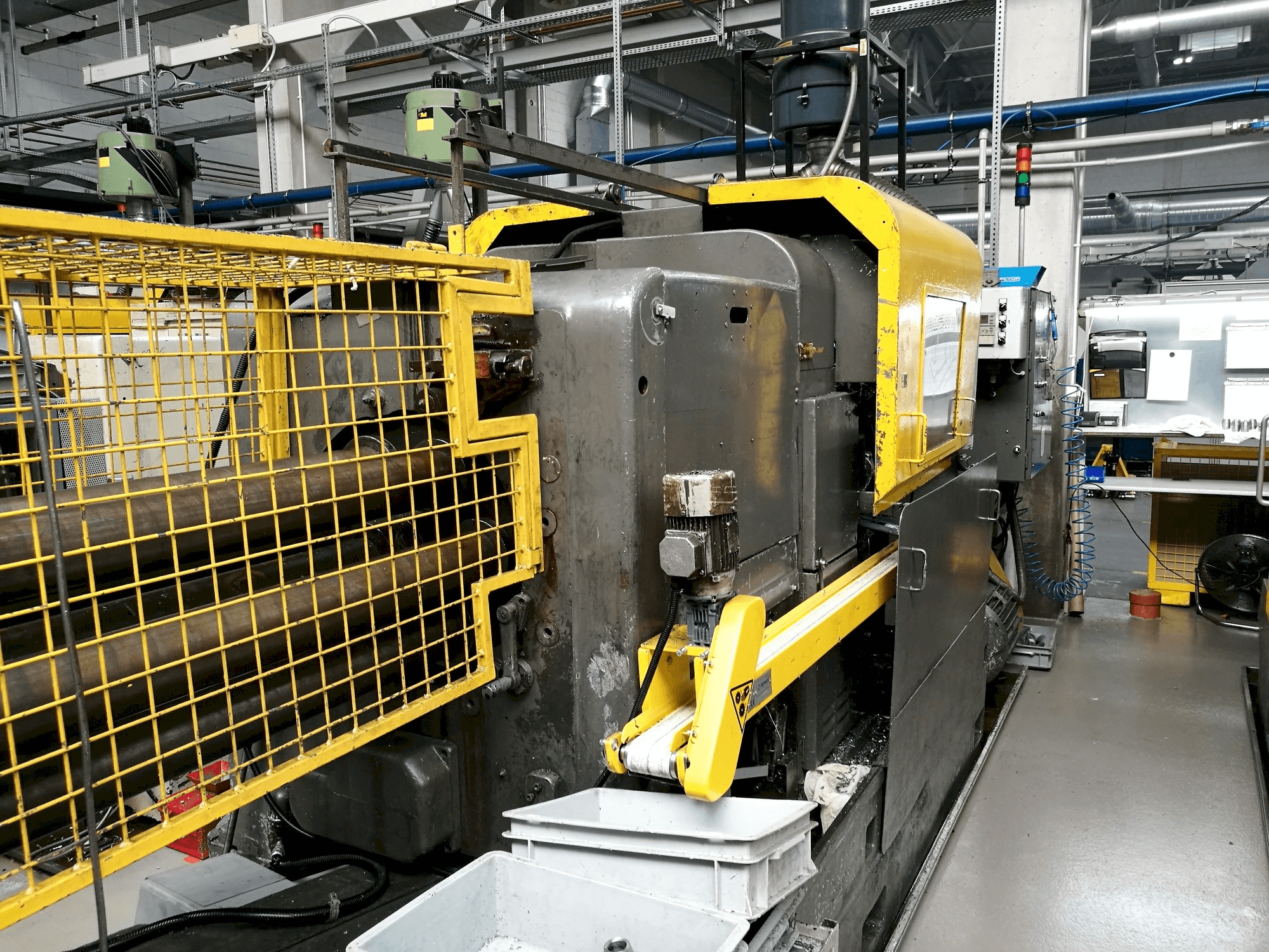 Čelní pohled na Wickman 2 1/4"-6 stroj