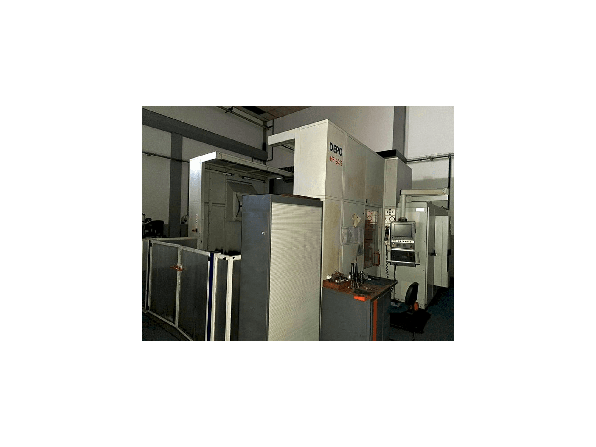 Čelní pohled na DEPO HP stroj