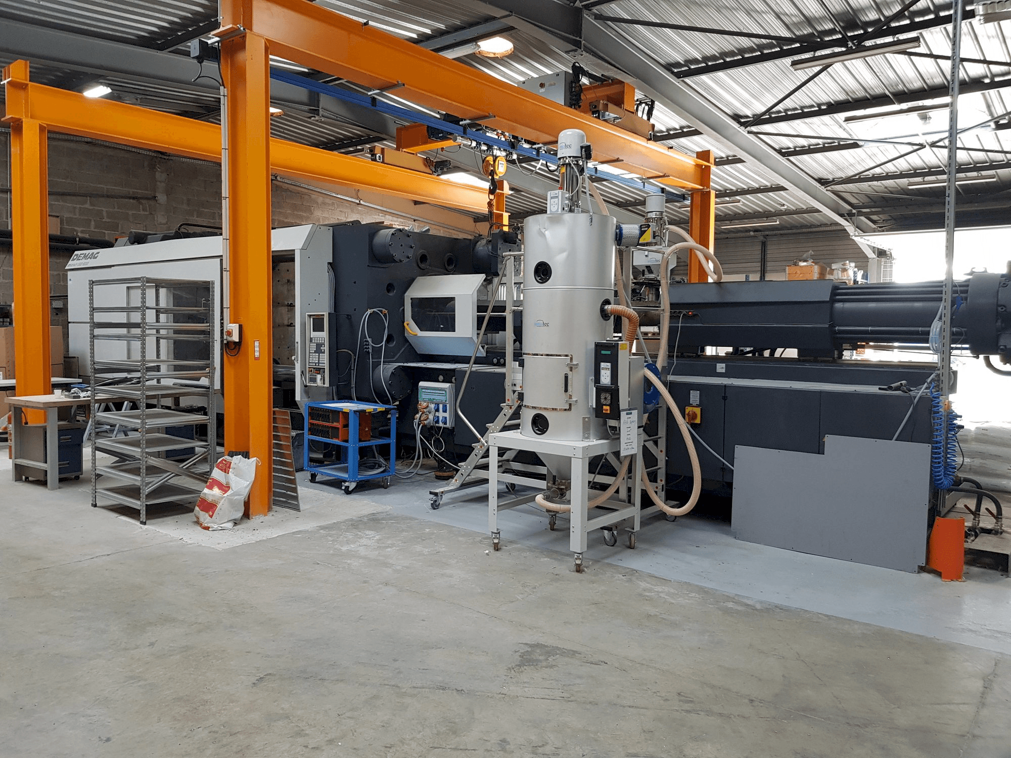 Čelní pohled na DEMAG ERGOTECH 1300-8000 stroj