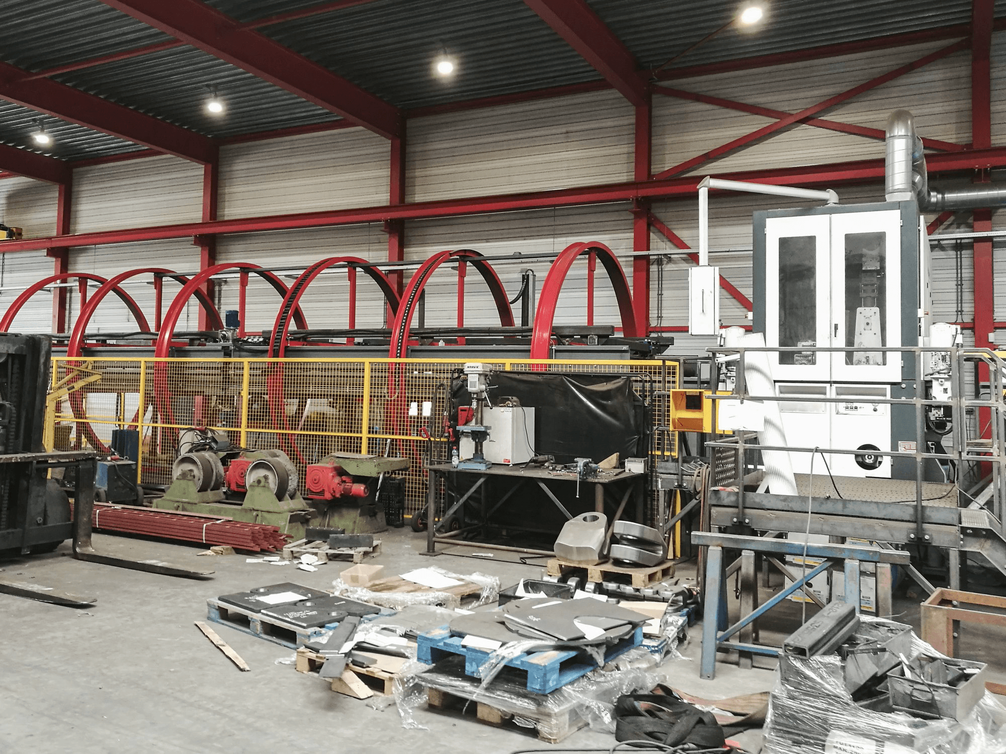 Čelní pohled na TIMESAVERS 72-SERIE-2600-W stroj