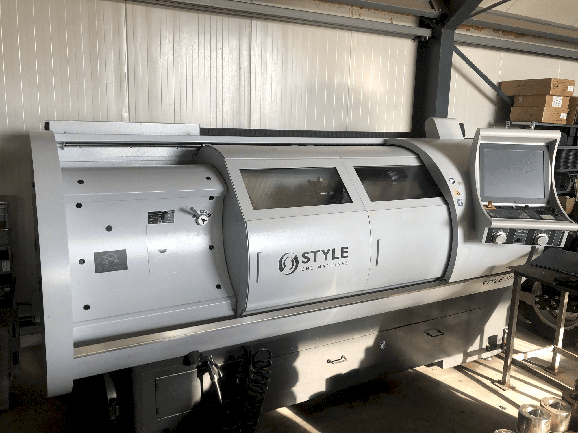 Čelní pohled na STYLE 510 stroj