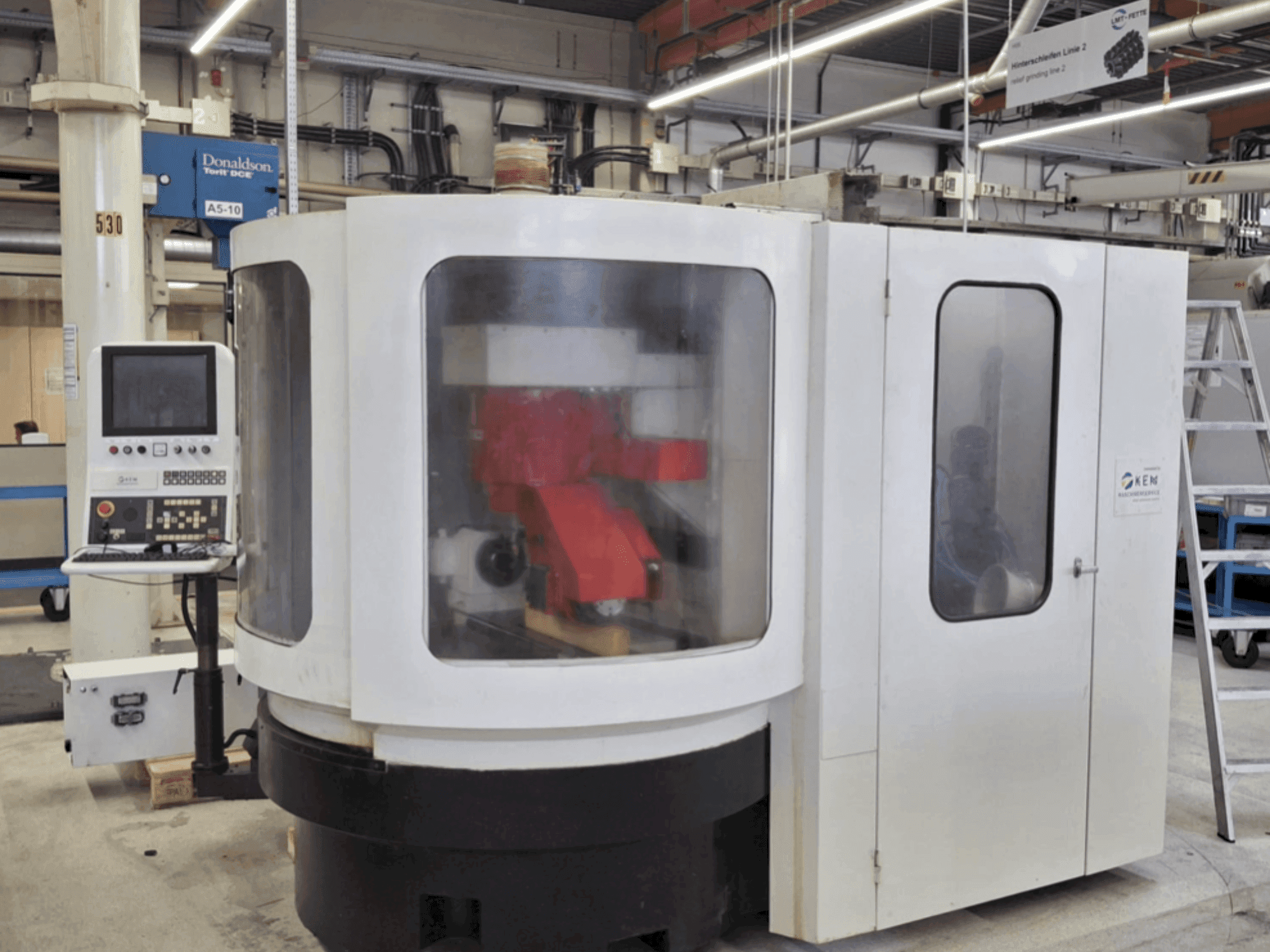 Čelní pohled na SAACKE UWIID stroj