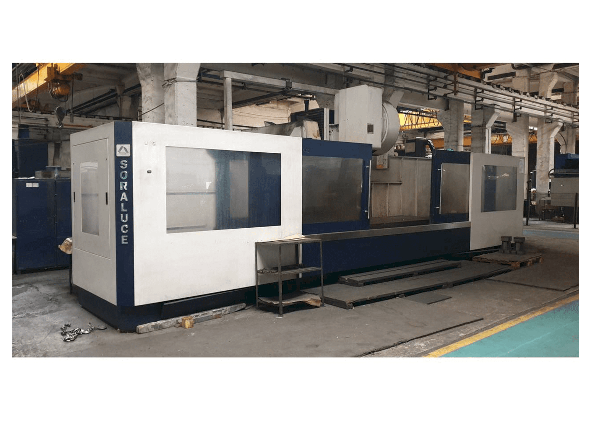 Čelní pohled na Soraluce TA 35 stroj