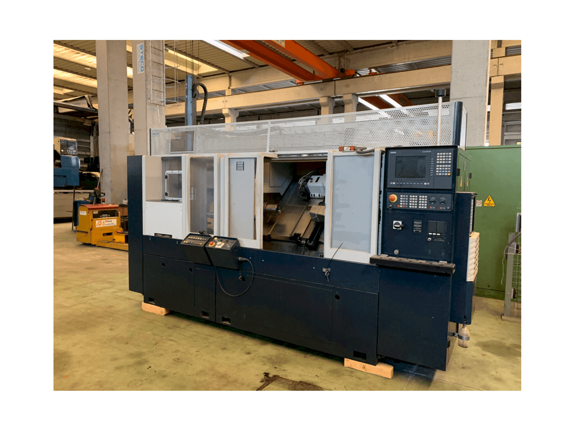 Čelní pohled na SPINNER PD 48 stroj