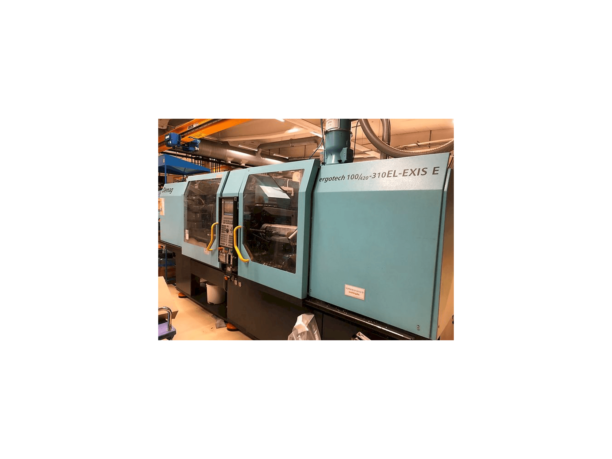 Čelní pohled na DEMAG Ergotech 100/420 - 310 EL-EXIS E stroj