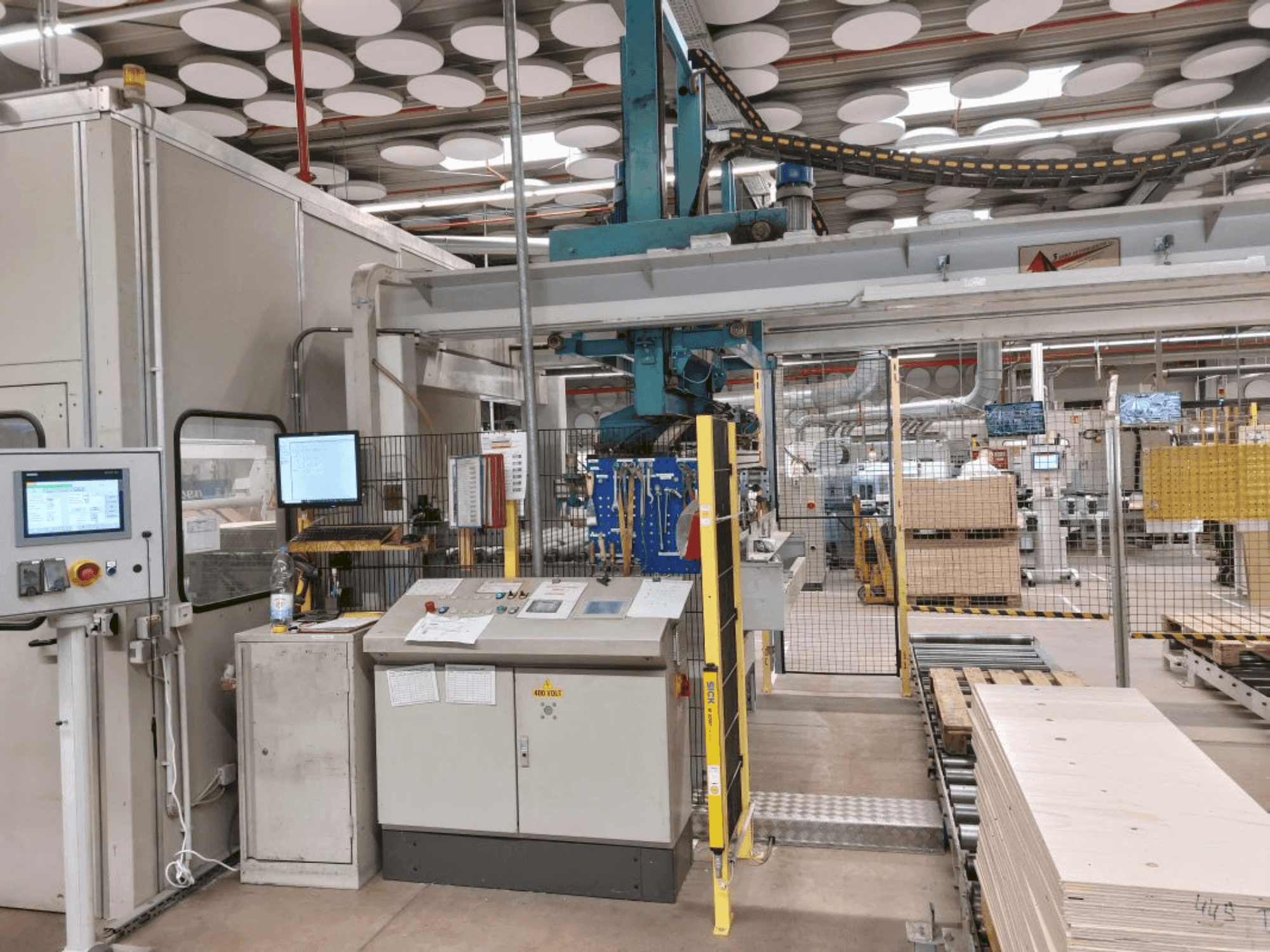 Čelní pohled na GIBEN n/a stroj