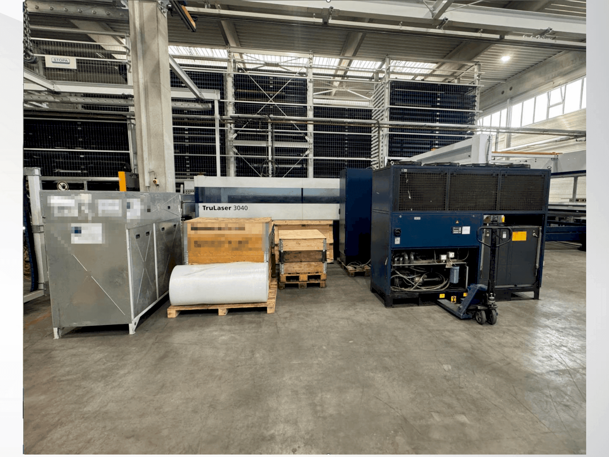 Čelní pohled na TRUMPF TruLaser 3040 stroj