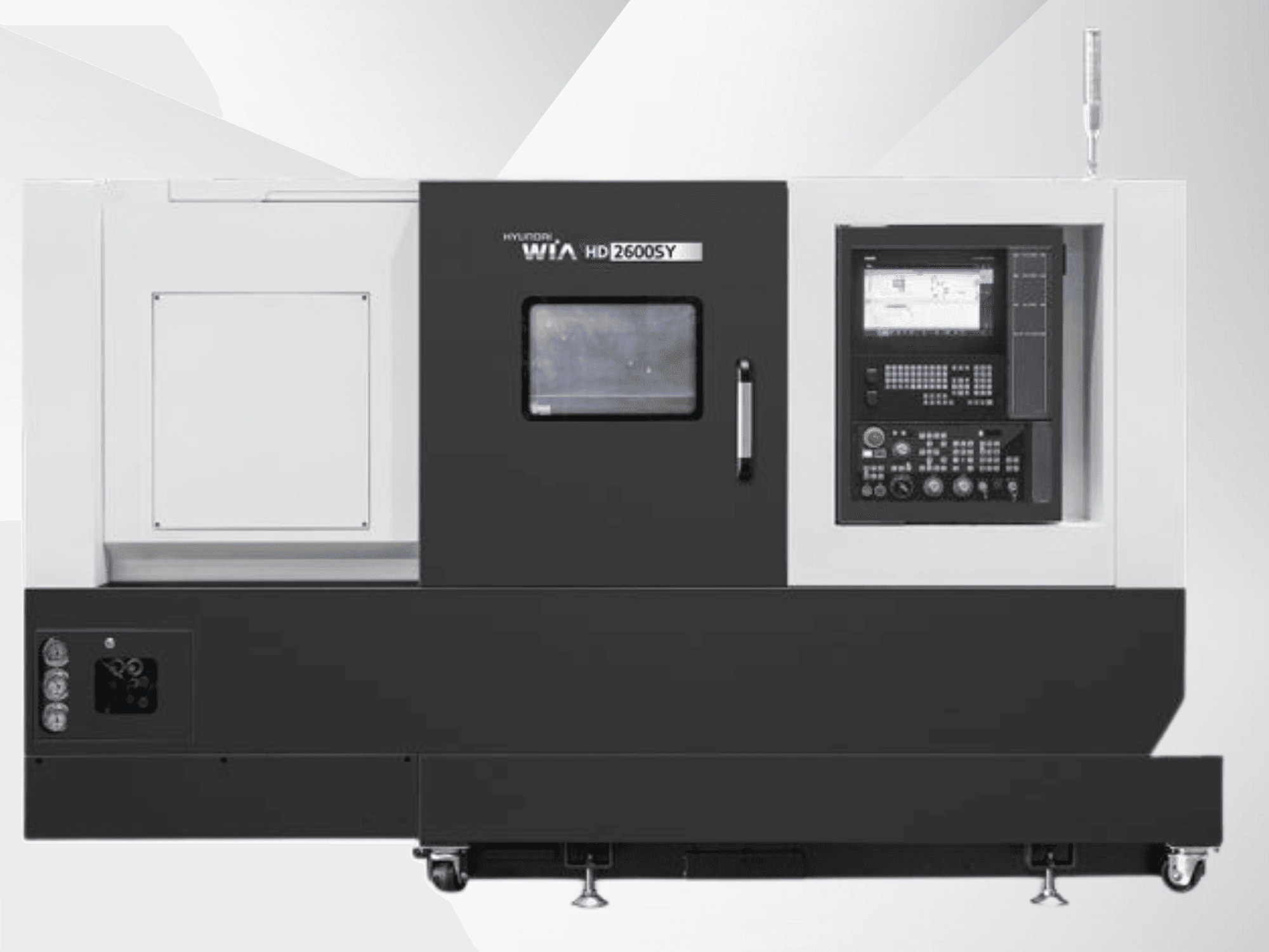 CNC soustruh Hyundai WIA HD 2600SY, pohled zepředu; včetně digitálního ovládacího panelu a prostoru pro uložení nástrojů, ukázka technických vlastností.