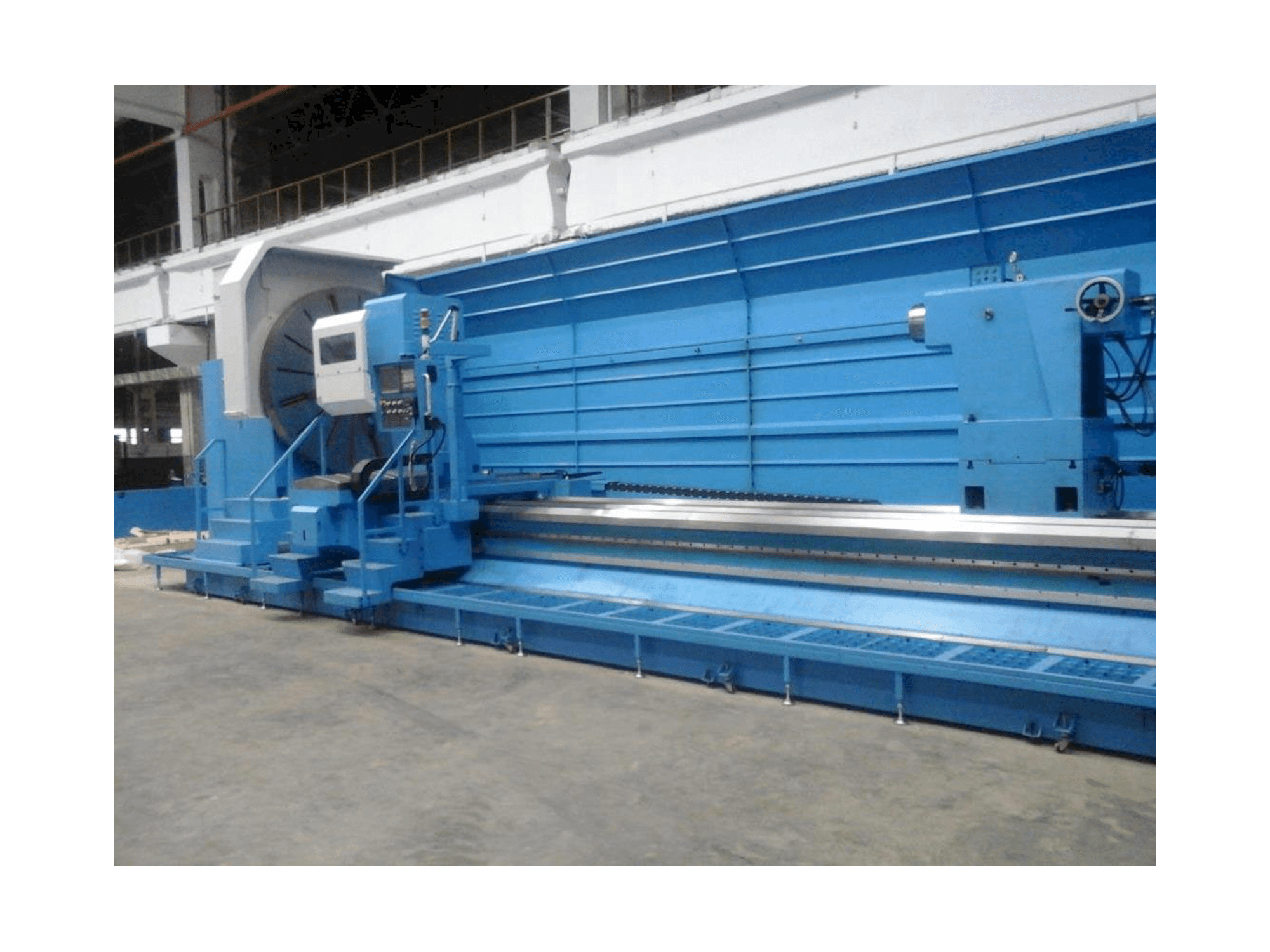 Čelní pohled na Takang FB100Nx7600 stroj