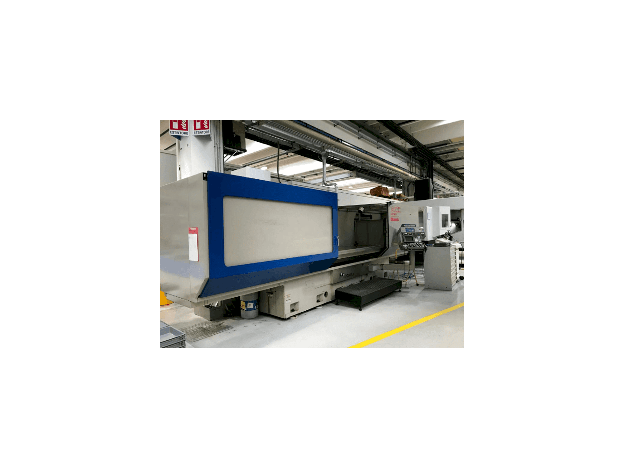 Levý boční pohled na OKAMOTO ACC 208ex stroj